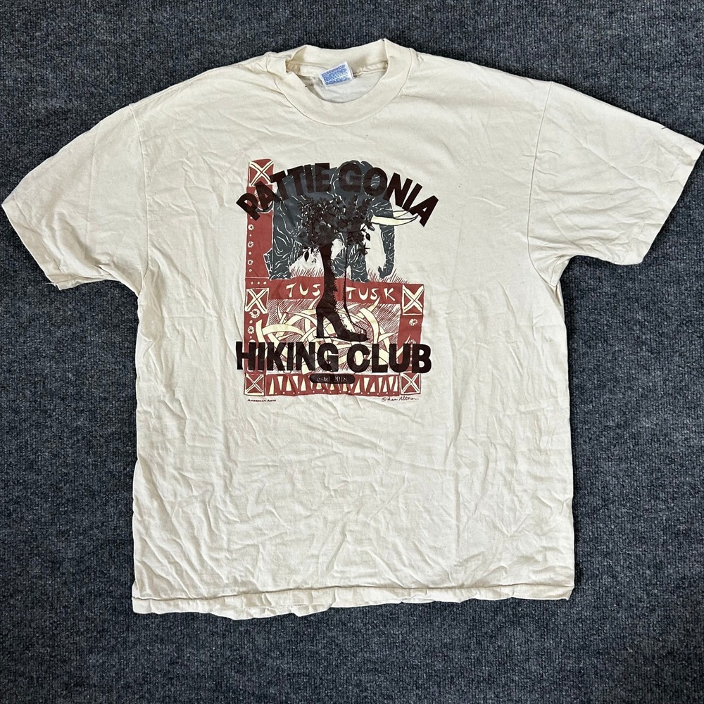 Hanes T-Shirt Mens XL Beige Pattiegonia Hiking Club Graphic Single Stitch - Picture 2 of 8